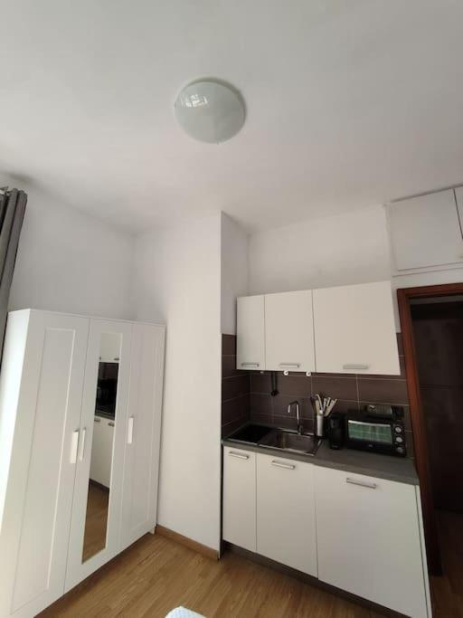 Monolocale New: Torino Centro Apartment Exterior photo